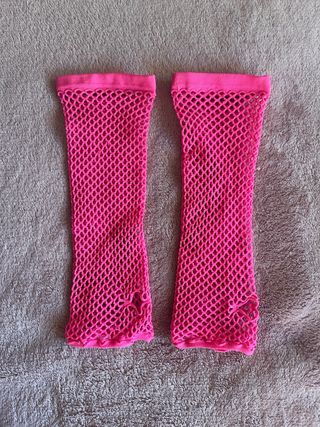 Guantes de rejilla rosa fucsia