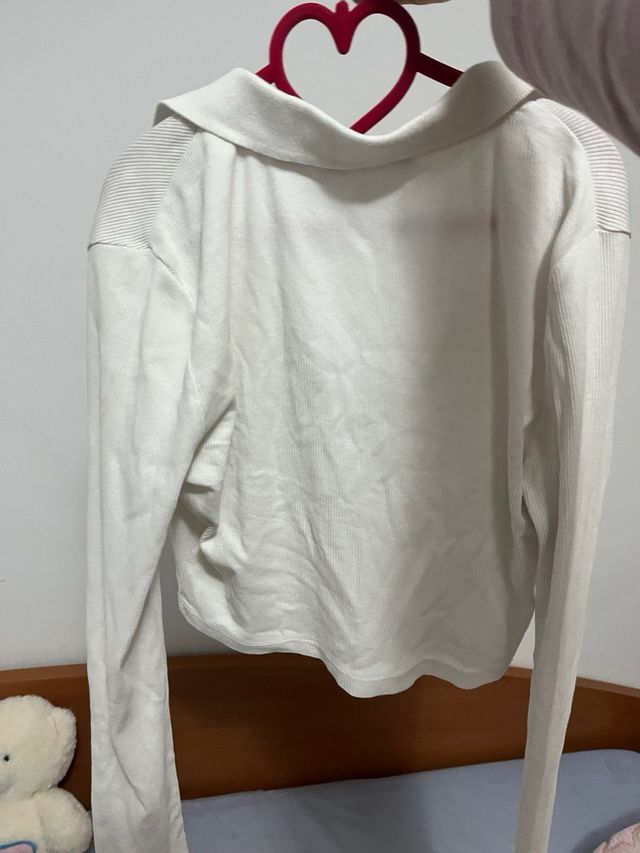 Top Zara manga larga cuello pico