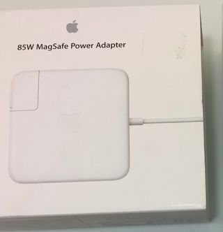 Cargador original Apple MacBook Pro 85W           