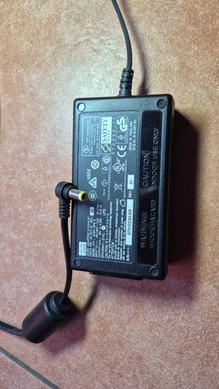Alimentatore Cisco EADP-18FB B 48V 0,38A Originale