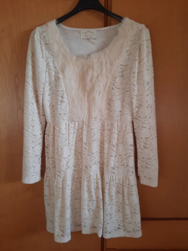 Abito pizzo panna pelliccia