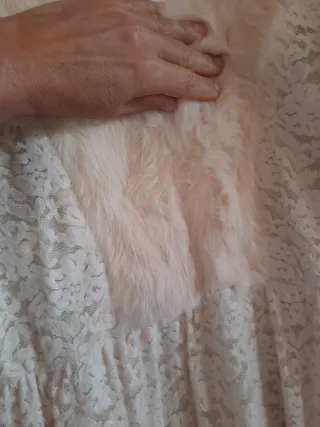 Abito pizzo panna pelliccia