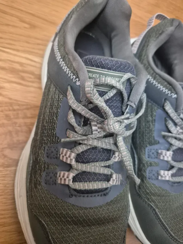 Deportivas Lefties Talla 35