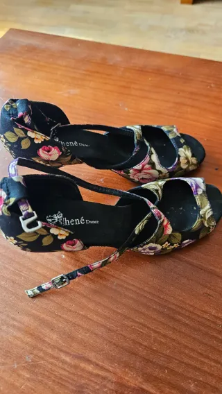 Zapatos de baile tacón floral