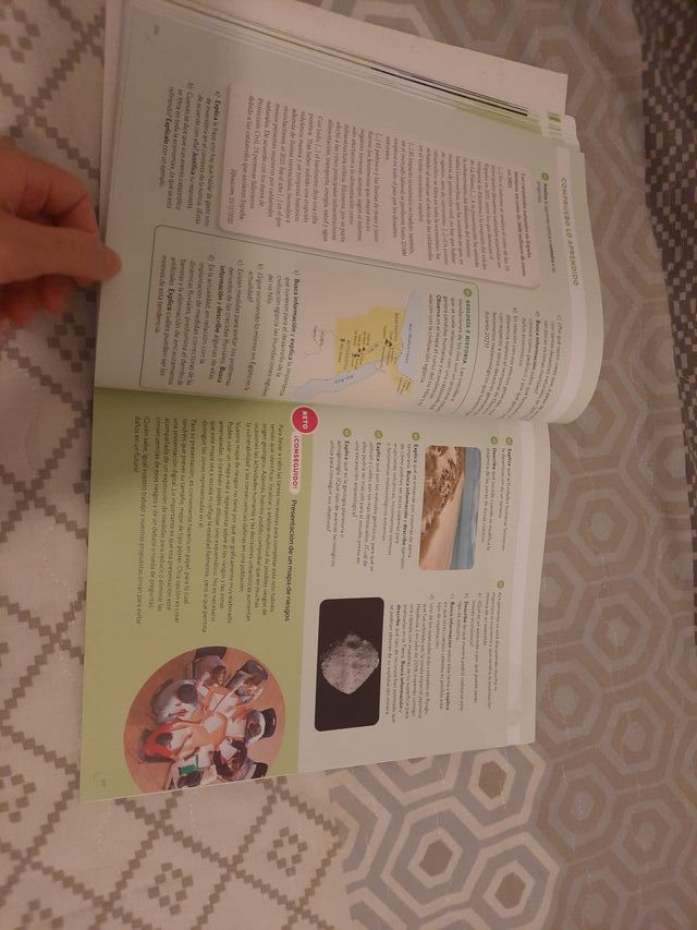 BIOLOGIA Y GEOLOGIA 4ESO OBSERVAMOS CONSTRUYEND...