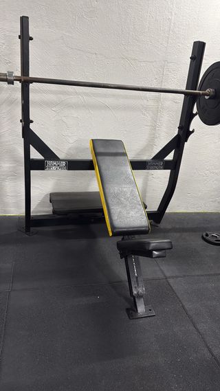 Press inclinado hammer