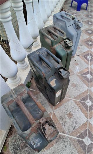 Jerricans 20L Metal Usados