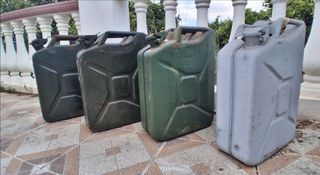 Jerricans 20L Metal Usados