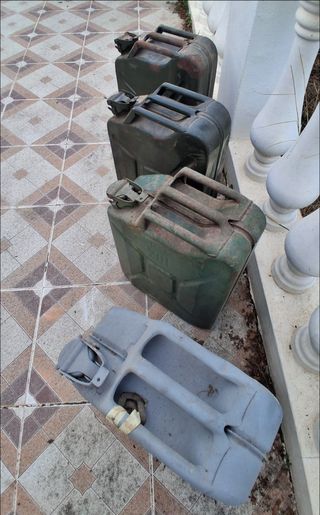 Jerricans 20L Metal Usados