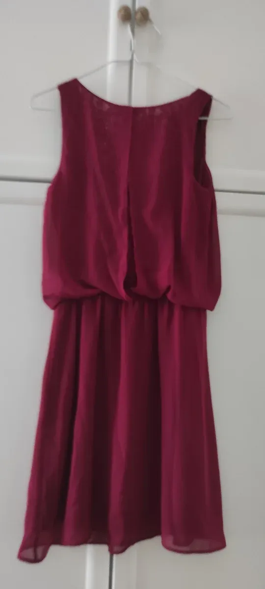 Vestido burdeos. Talla S