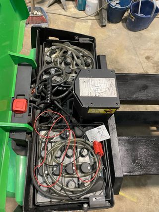 Transpaleta Apilador Cesab