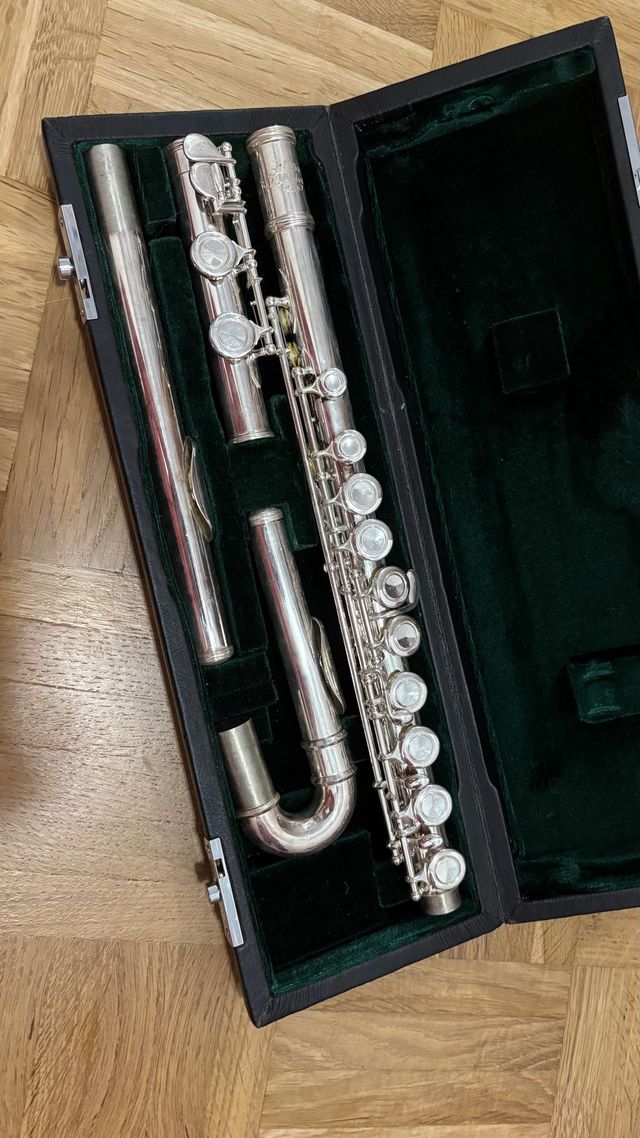 J. Michael FLU-450S flauta com estojo