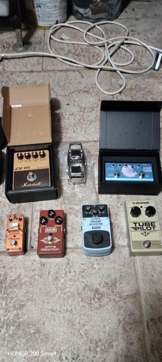 Pedales de guitarra y pedalera Pedales sueltos.