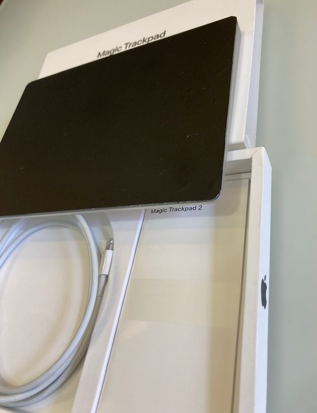 Apple Trackpad 2  Panel táctil Black / White    / 