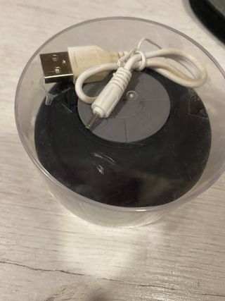 Altavoz acuático Orange negro