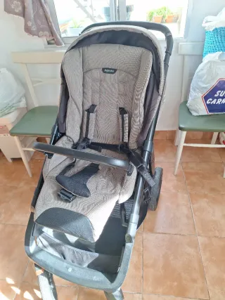 Passeggino Inglesina Aptica XT con ovetto e seggiolino. NERO
