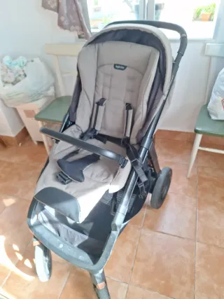 Passeggino Inglesina Aptica XT con ovetto e seggiolino. NERO