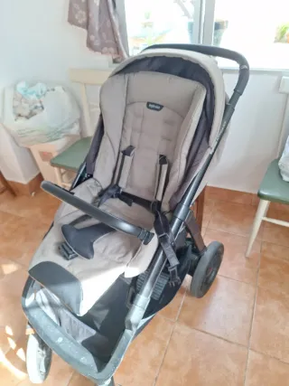 Passeggino Inglesina Aptica XT con ovetto e seggiolino. NERO