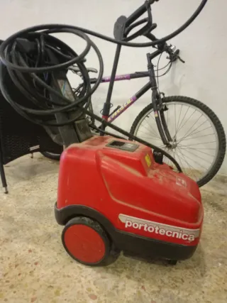 Hidrolimpiadora Karcher DIS 1910 M