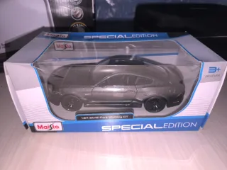 Maisto 1:24 2015 Ford Mustang GT