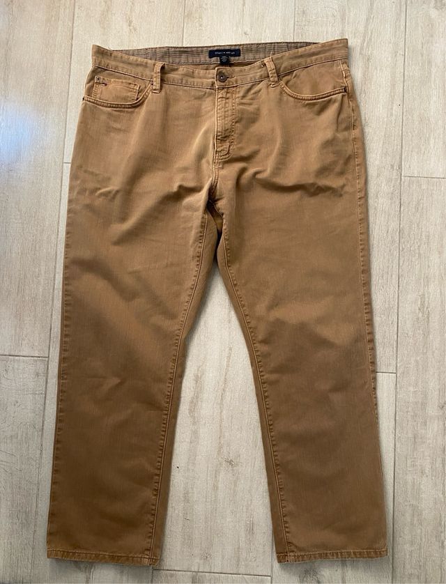 Pantalón Tommy Hilfiger Beige Hombre. Talla 50.