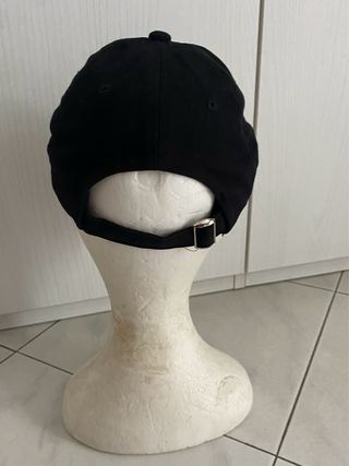 Cappello Dimensione Danza nero con strass