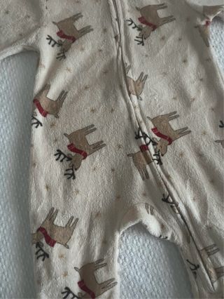 Pijama bebé renos Zara 1 mes