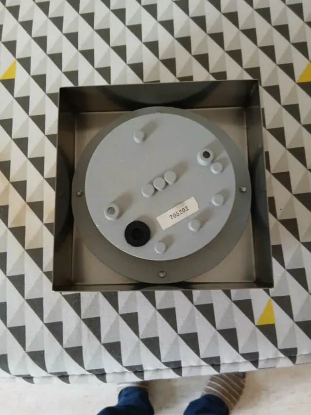 Lampada da soffitto in metallo e vetro