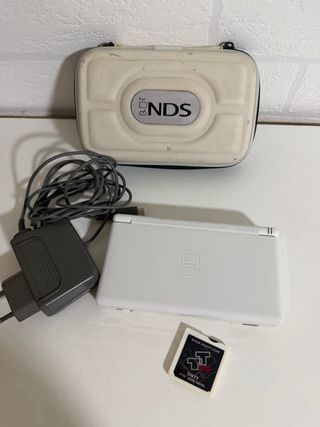 Nintendo DS Lite Blanca + Accesorios