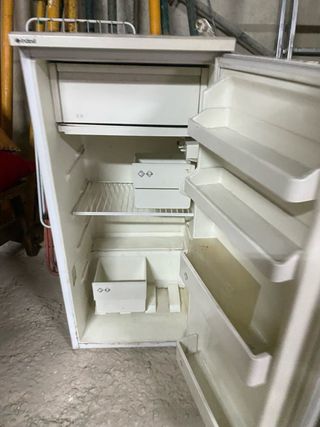 Frigorífico Indesit Blanco Mide alto 1,14 ancho 52