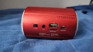 Altavoz Bluetooth Suntech Rojo