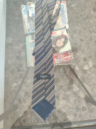 Corbata Loewe Beige y Azul Rayas