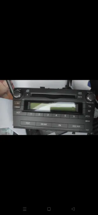 Radio Toyota Avensis T27