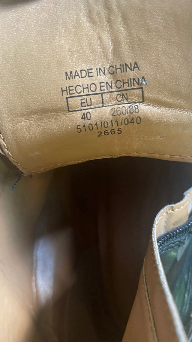 Botas de cordones negras