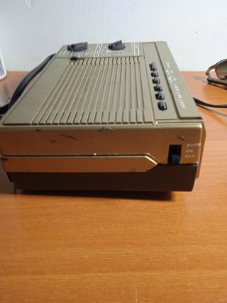 Despertador Radio AM/FM International Digital