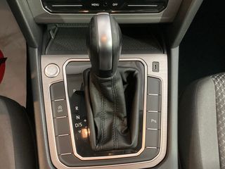 VW Passat 2.0 TDi DSG7 2021