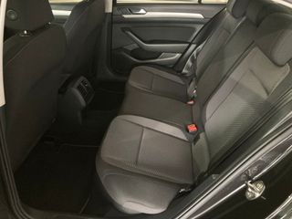 VW Passat 2.0 TDi DSG7 2021