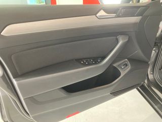 VW Passat 2.0 TDi DSG7 2021