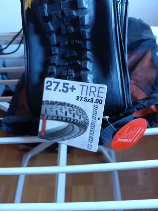 Cubierta Maxxis 27.5+ x 3.00