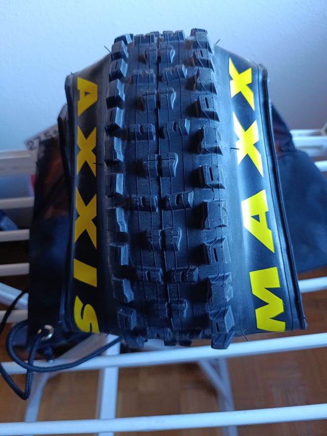 Cubierta Maxxis 27.5+ x 3.00