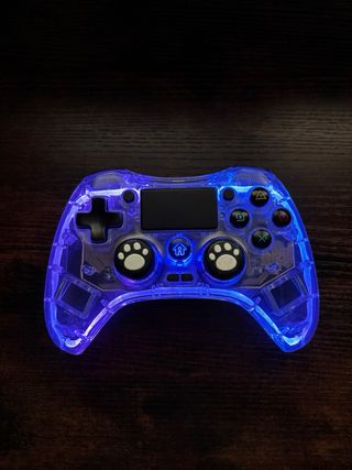 Mando transparente con luces led para videojuegos