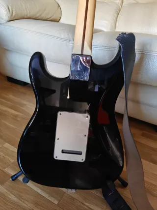 Fender Stratocaster MIM 2015 - NO ENVÍO