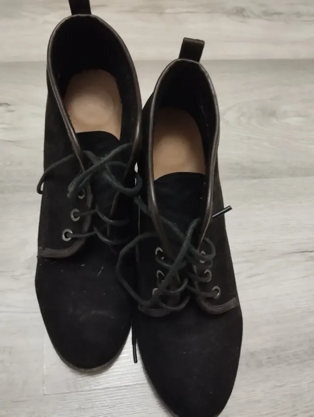 Botines tacón negros T. 41