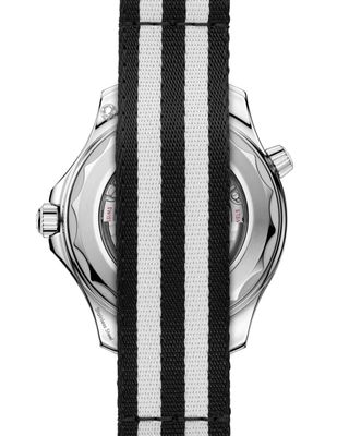 Omega Seamaster Diver 300M 2025