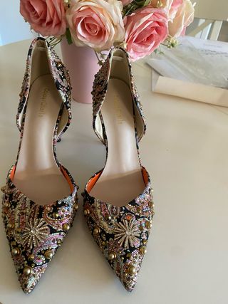 Zapatos Colour Charme Tacón Estampado Pedrería