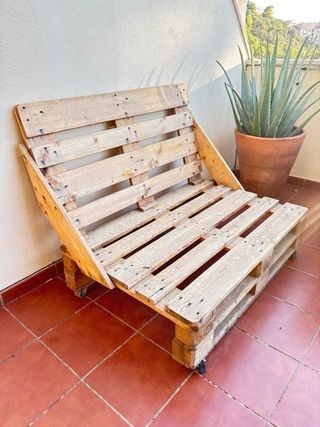 Set Sofás de Palets y Mesa Centro