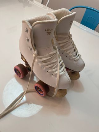 DOS PARES - Patines artísticos Risport Venus