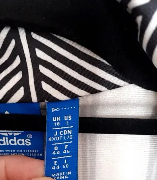 Chaqueta Adidas Estampada