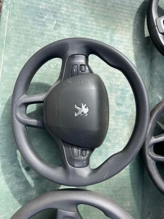 Volante Volkswagen Cuero Multifunción y Peugeot