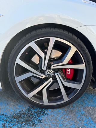 Volkswagen Golf GTI CLUBSPORT